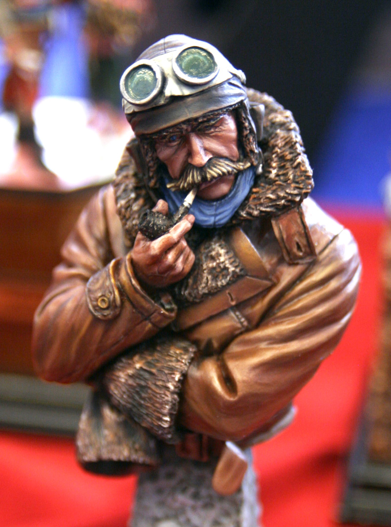 l11-bust11